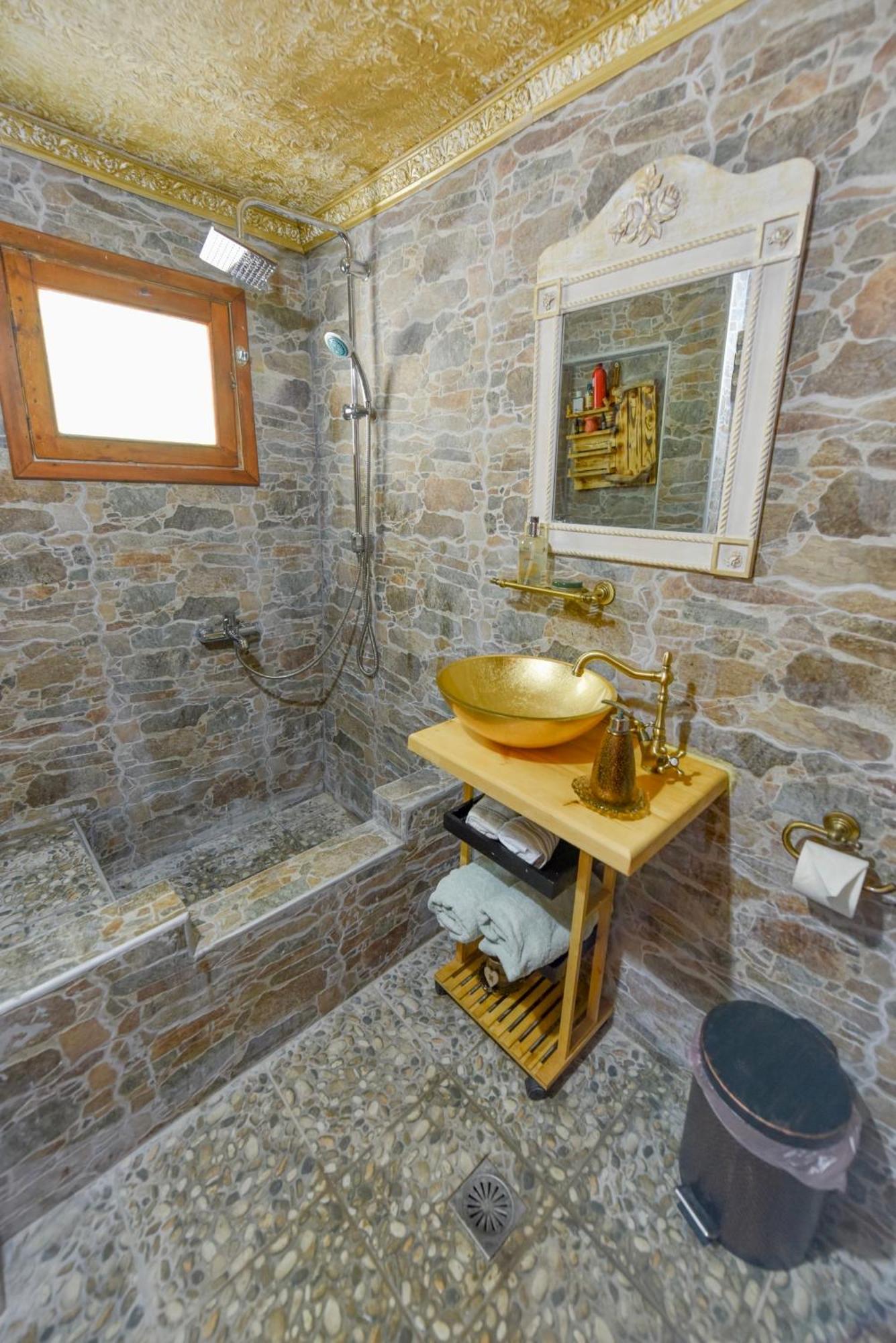 Holiday Oasis With Private Patio And Hammam-Style Bath In Chora-Pithagoreo, Samos Island Villa Pithagório Kültér fotó
